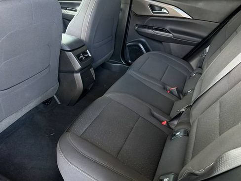 Used 2025 Chevrolet Equinox EV LT FWD image 13