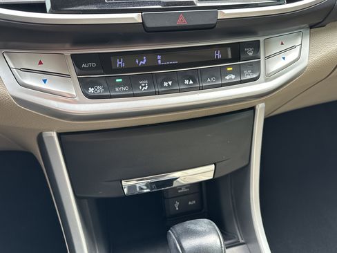 Used 2015 Honda Accord EX-L image 23