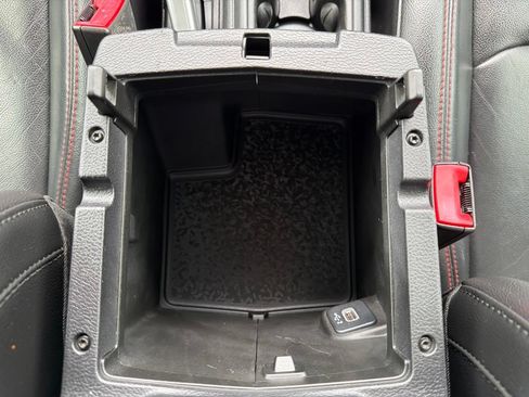 Used 2019 Jeep Wrangler Unlimited Rubicon AWD/4WD image 40