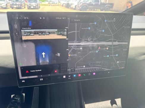 Used 2025 Tesla Cybertruck AWD Crew Cab image 19