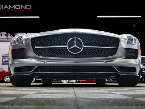Used 2015 Mercedes-Benz SLS AMG GT Final Edition image 40