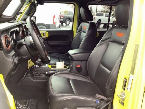 Used 2023 Jeep Gladiator Mojave w/ Trailer Tow Package image 8