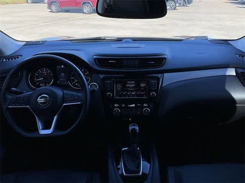 Used 2020 Nissan Rogue Sport SL w/ Premium Package image 19