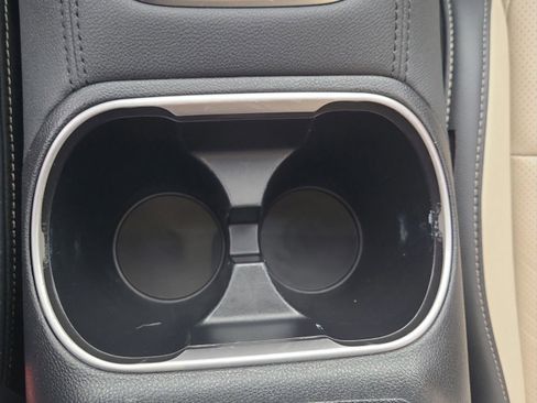 Used 2022 Subaru Outback Limited image 16