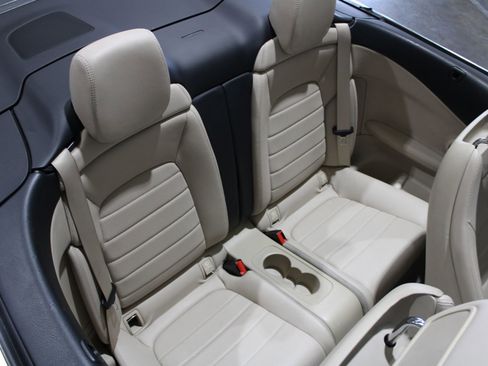 Used 2018 Mercedes-Benz C 300 Cabriolet image 18