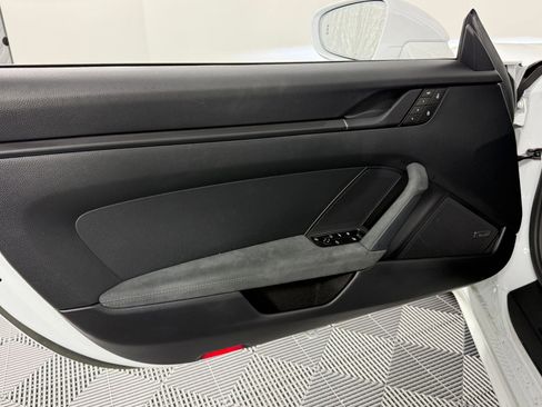 Certified 2022 Porsche 911 Carrera GTS image 12