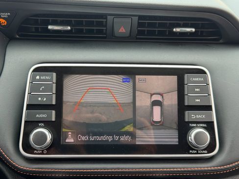 Used 2020 Nissan Kicks SR FWD image 22