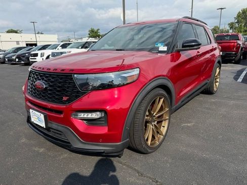 Used 2020 Ford Explorer ST w/ ST Street Pack AWD/4WD image 3