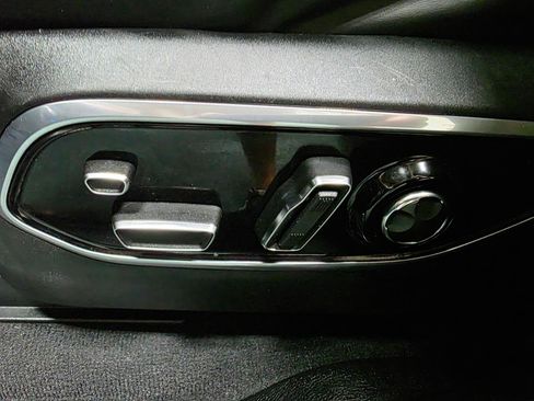 Used 2023 Jeep Grand Cherokee L Summit AWD/4WD image 17
