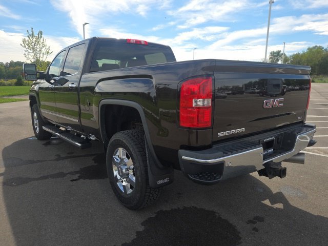 Used 2019 GMC Sierra 2500 SLT w/ Duramax Plus Package AWD/4WD image 11