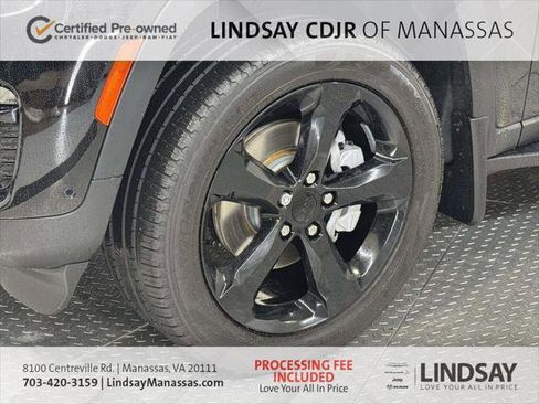 Certified 2025 Jeep Grand Cherokee Limited w/ Luxury Tech Group II AWD/4WD image 10