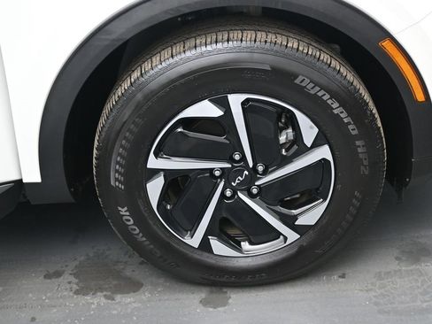 Used 2024 Kia Sportage LX image 34