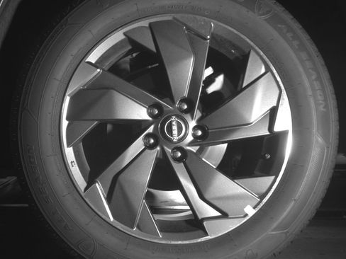 Used 2025 Nissan Rogue SV image 14