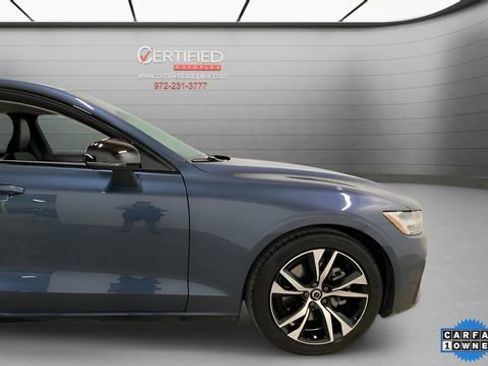 Used 2025 Volvo S60 B5 Core image 93