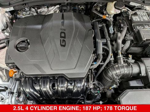 Used 2025 Hyundai Tucson SEL AWD/4WD image 36