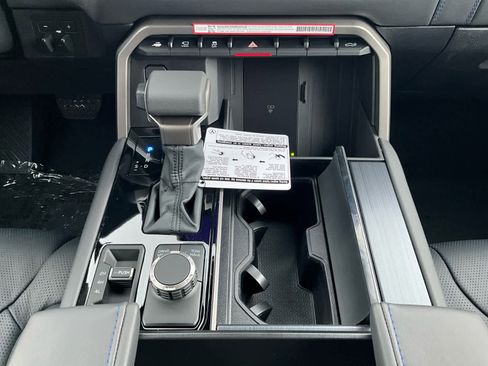 New 2026 Toyota Tundra Platinum AWD/4WD image 24