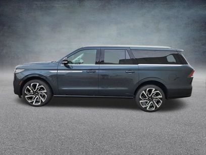 New 2026 Lincoln Navigator L Reserve