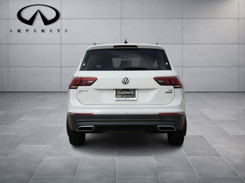 Used 2018 Volkswagen Tiguan SE w/ 3rd Row Seat Package AWD/4WD image 6