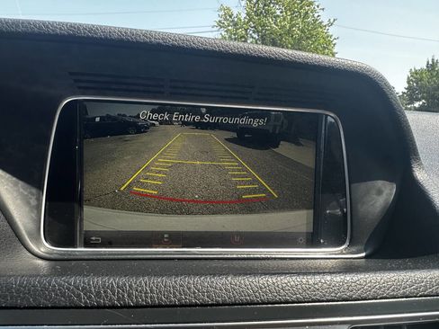 Used 2016 Mercedes-Benz E 400 4MATIC Coupe image 32