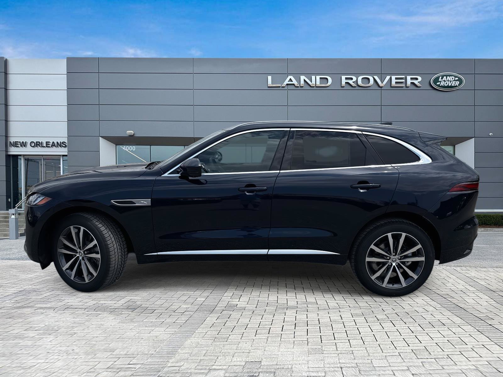 New 2026 Jaguar F-PACE R-Dynamic S AWD/4WD image 2