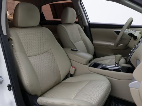 Used 2016 Nissan Altima 2.5 S w/ Power Driver Seat Package FWD image 34