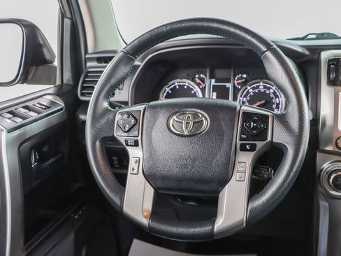 Used 2022 Toyota 4Runner Limited AWD/4WD image 12