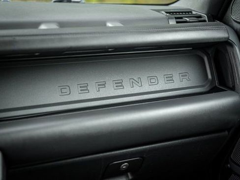 Used 2021 Land Rover Defender 110 X image 44