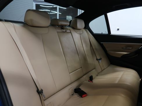 Used 2018 BMW 330i Sedan RWD image 36
