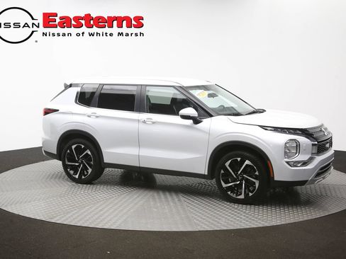 Used 2024 Mitsubishi Outlander SE AWD/4WD image 49