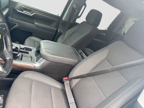 Used 2026 Chevrolet Silverado 1500 LT w/ Convenience Package II image 21