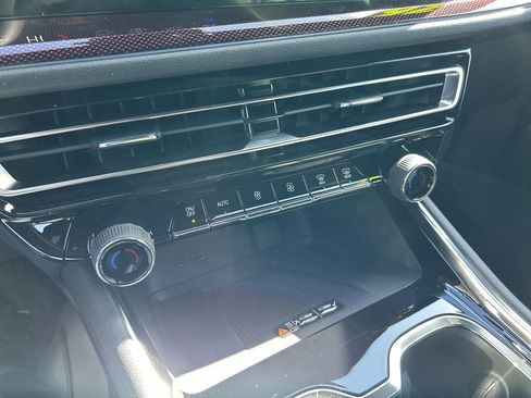 New 2026 Chevrolet Traverse RS image 29