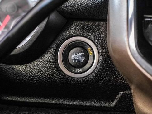 Used 2022 RAM 3500 Laramie image 19