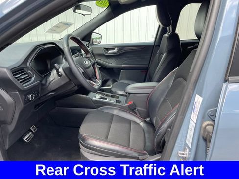 Used 2024 Ford Escape ST-Line w/ Tech Pack #1 AWD/4WD image 9