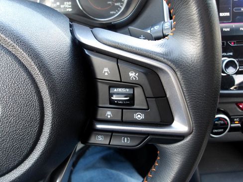 Used 2023 Subaru Crosstrek 2.5i Limited image 16