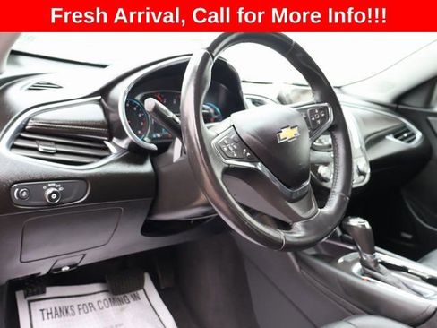 Certified 2018 Chevrolet Malibu LT w/ Leather Package FWD image 20