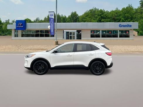 Used 2022 Ford Escape SE w/ Convenience Package AWD/4WD image 11