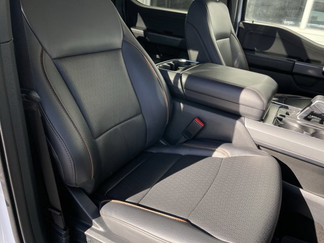 Used 2025 Ford F150 Lariat w/ Bed Utility Package AWD/4WD image 25