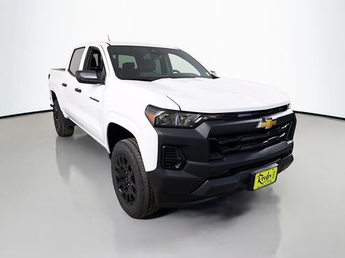 New 2026 Chevrolet Colorado W/T w/ WT Custom Package AWD/4WD image 3