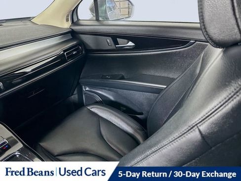 Used 2022 Lincoln Nautilus AWD w/ Premium Package image 25