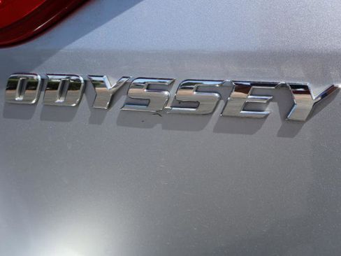 Used 2013 Honda Odyssey EX image 9