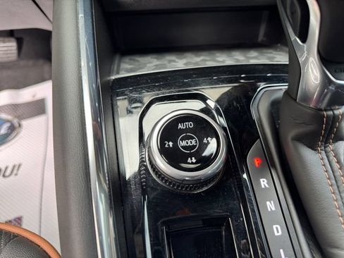 Certified 2024 GMC Canyon AT4 AWD/4WD image 26