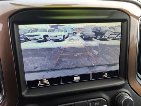 Used 2020 Chevrolet Silverado 1500 High Country image 9