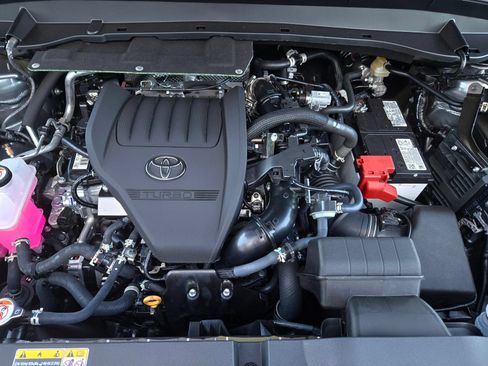 Certified 2026 Toyota Grand Highlander FWD image 28