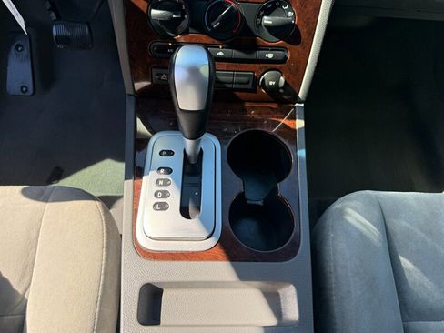 Used 2007 Ford Five Hundred SEL image 18