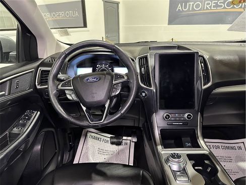 Used 2022 Ford Edge SEL image 18