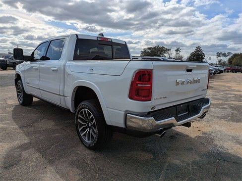 Used 2025 RAM 1500 Limited w/ Trailer Tow Group image 6