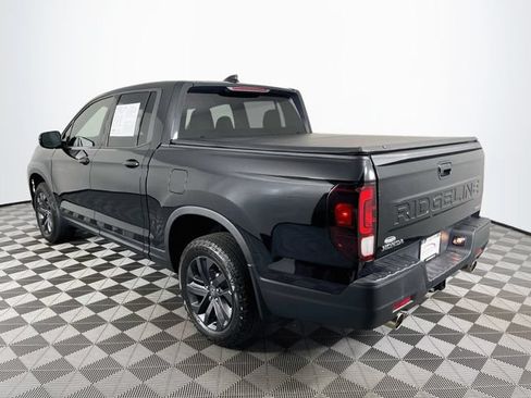 Used 2024 Honda Ridgeline Sport image 7