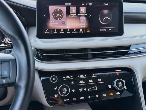 Used 2022 INFINITI QX60 Sensory w/ Cargo Package AWD/4WD image 30
