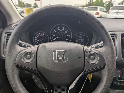 Used 2021 Honda HR-V LX image 27