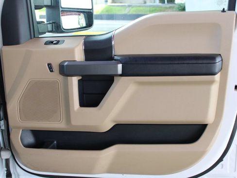 Used 2020 Ford F250 XLT AWD/4WD image 17